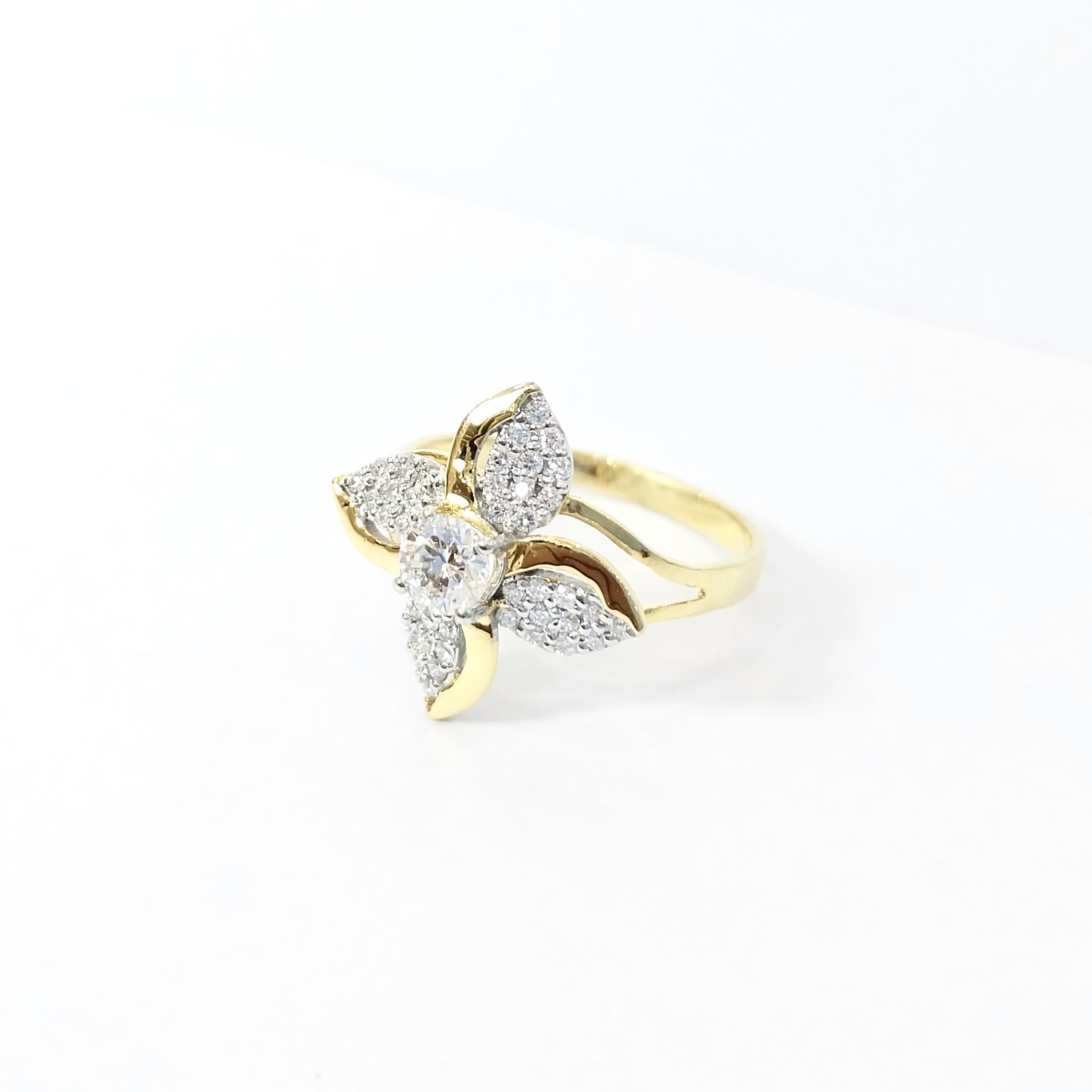 Pka Chan, Diamond Ring